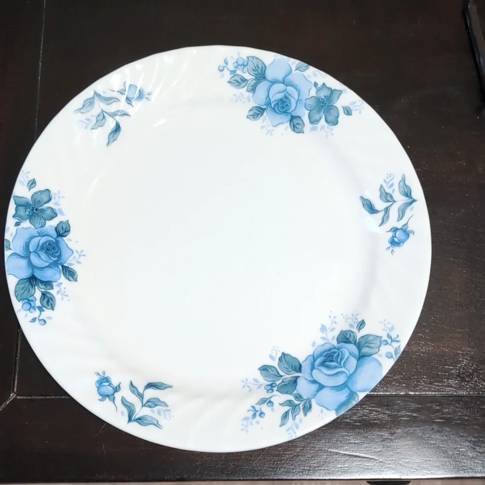 Vintage Corelle Blue Velvet Five (5) Piece Dinnerware Place Setting